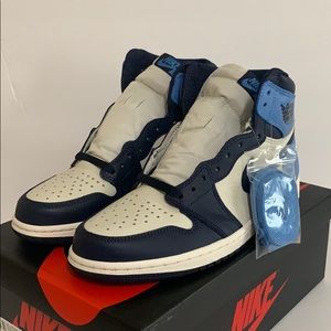 🆕 Air Jordan 1 Retro (Obsidian)